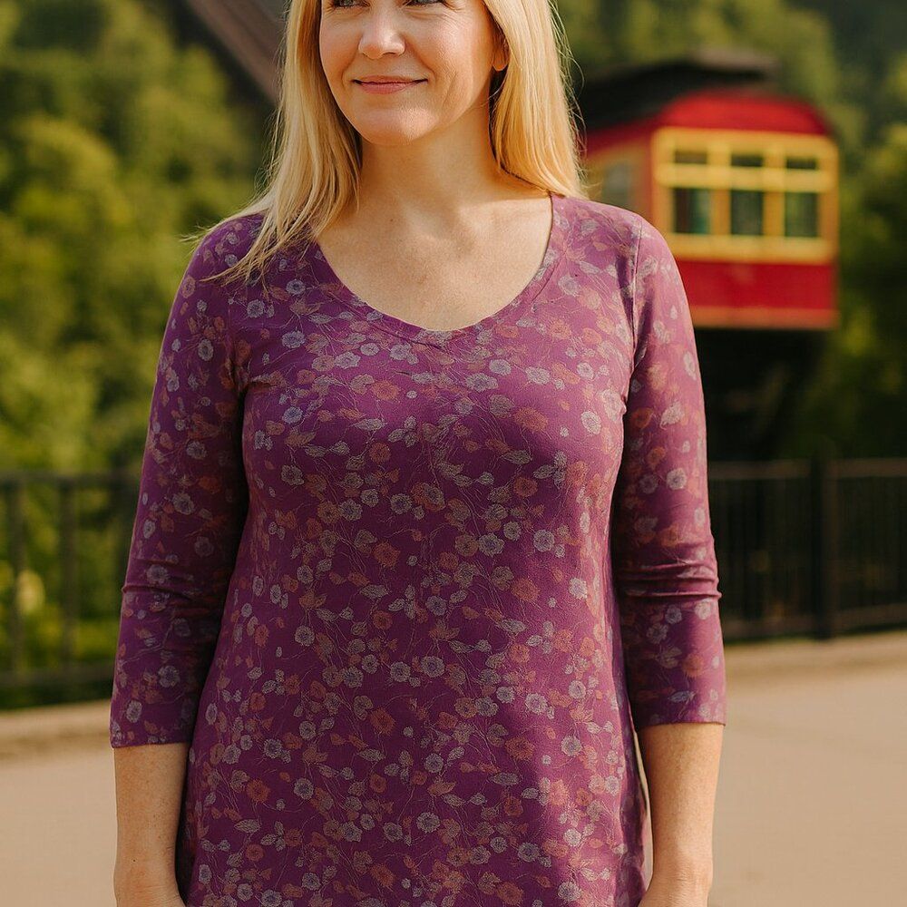 Susan Graver Floral Magenta Long Sleeve Top Sequin Large